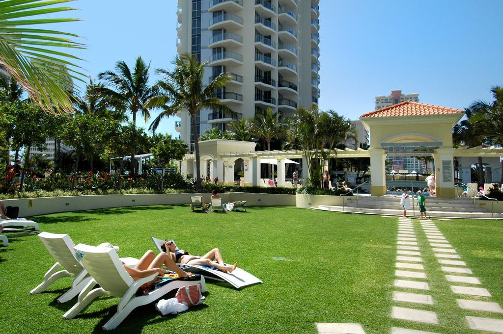 Chevron Renaissance - Hr Surfers Paradise Gold Coast Exterior photo