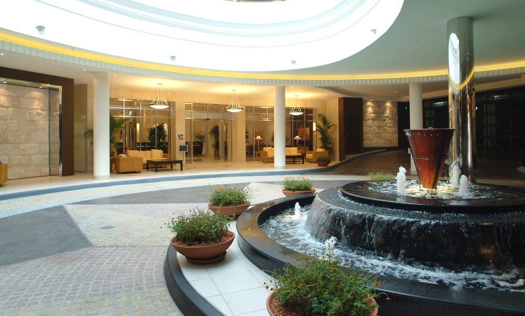 Chevron Renaissance - Hr Surfers Paradise Gold Coast Exterior photo